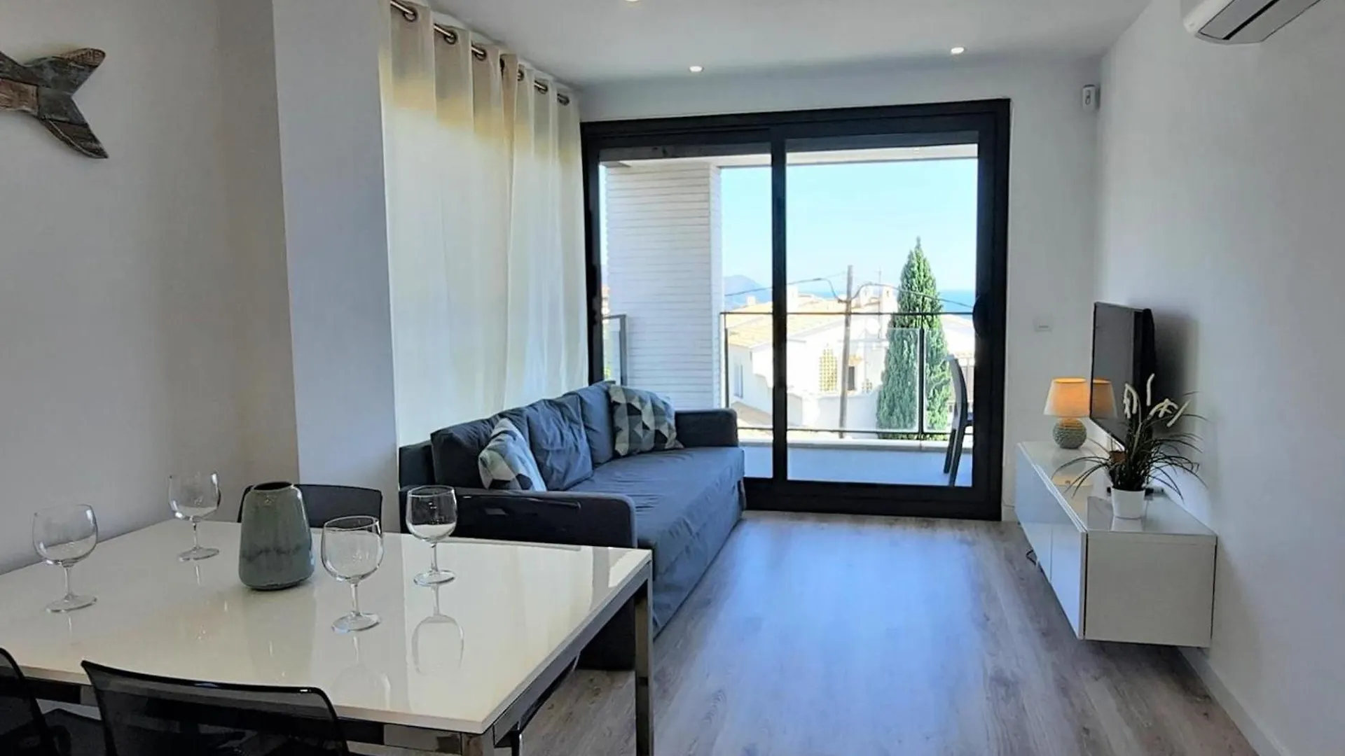 Magnifico Apartamento En Llanca Con Terraza, Se Aceptan Mascotas Y Aparcamiento - Es-170-5 西班牙